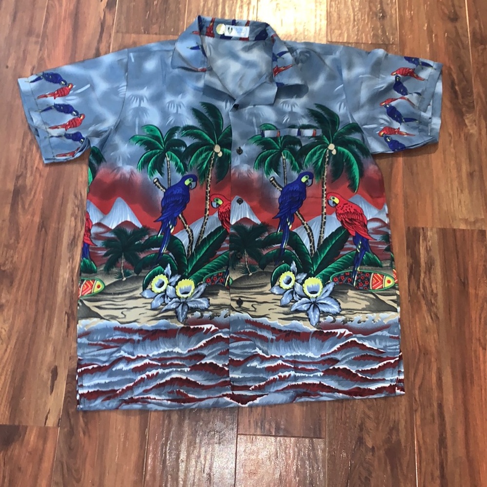 Parrot Hawaiian button up men’s shirt, large